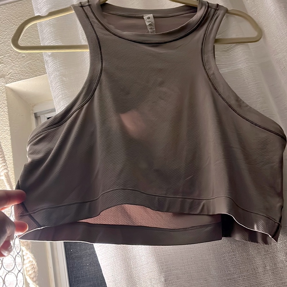Lululemon crop tank